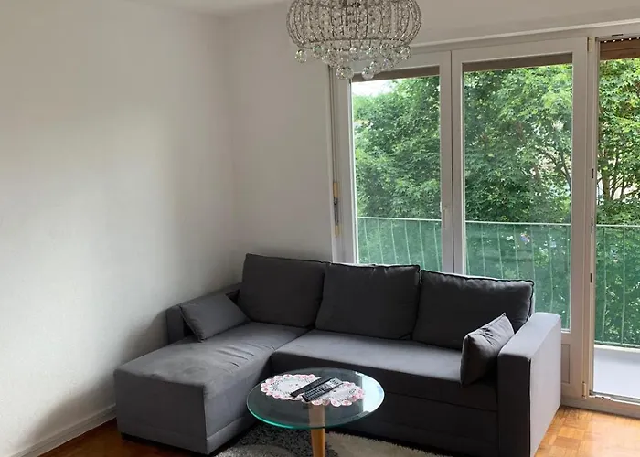 En Face De La Gare De St-louis Apartamento *